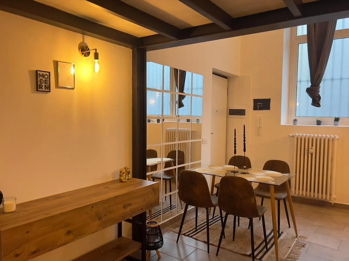 Regina Milano In Porta Romana 3 - Sky Tv, Wifi & Breakfast Box Lägenhet Italien
