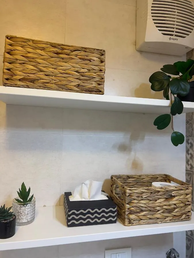 Regina Milano In Porta Romana 3 - Sky Tv, Wifi & Breakfast Box Lägenhet