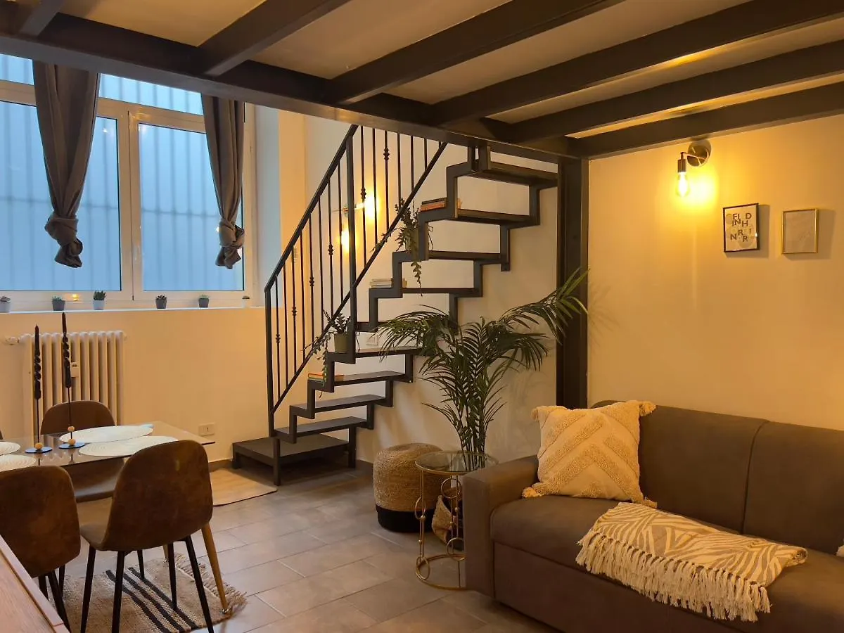 Regina Milano In Porta Romana 3 - Sky Tv, Wifi & Breakfast Box Lägenhet 0*,