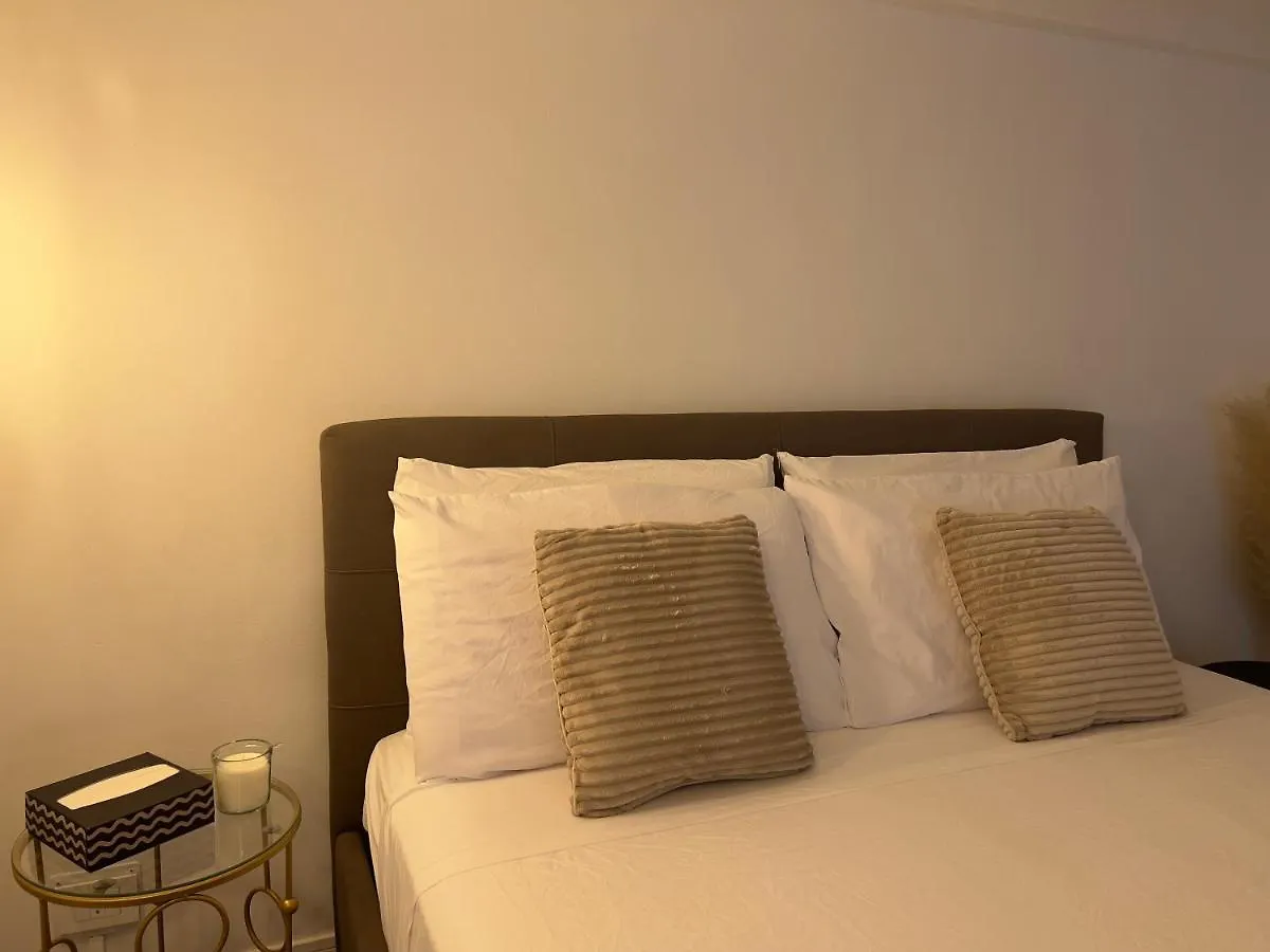 Regina Milano In Porta Romana 3 - Sky Tv, Wifi & Breakfast Box Lägenhet