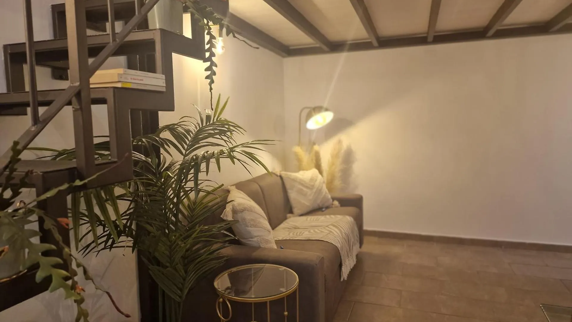 Regina Milano In Porta Romana 3 - Sky Tv, Wifi & Breakfast Box Lägenhet