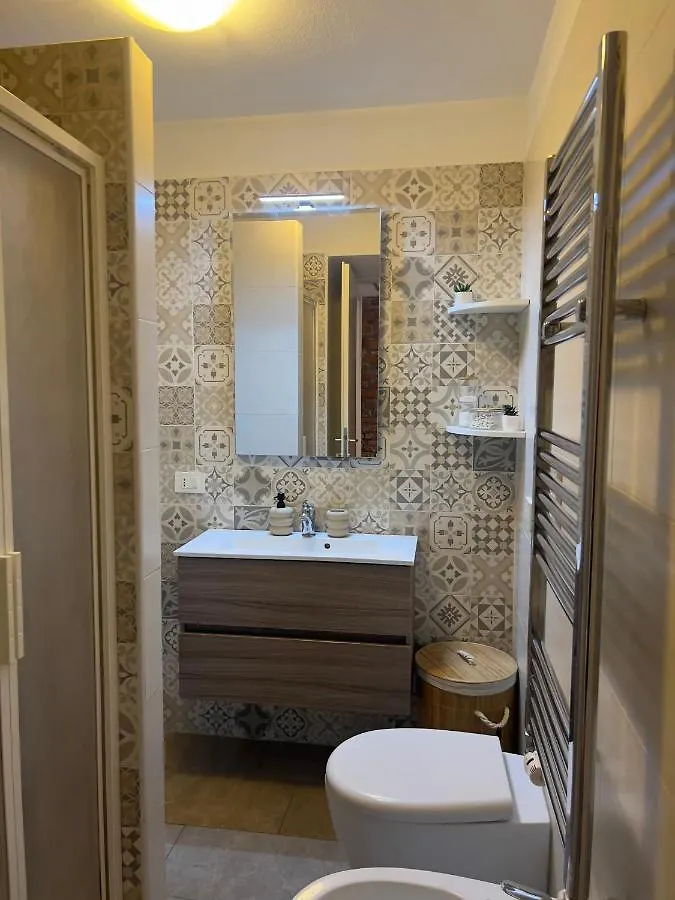 Regina Milano In Porta Romana 3 - Sky Tv, Wifi & Breakfast Box Apartment