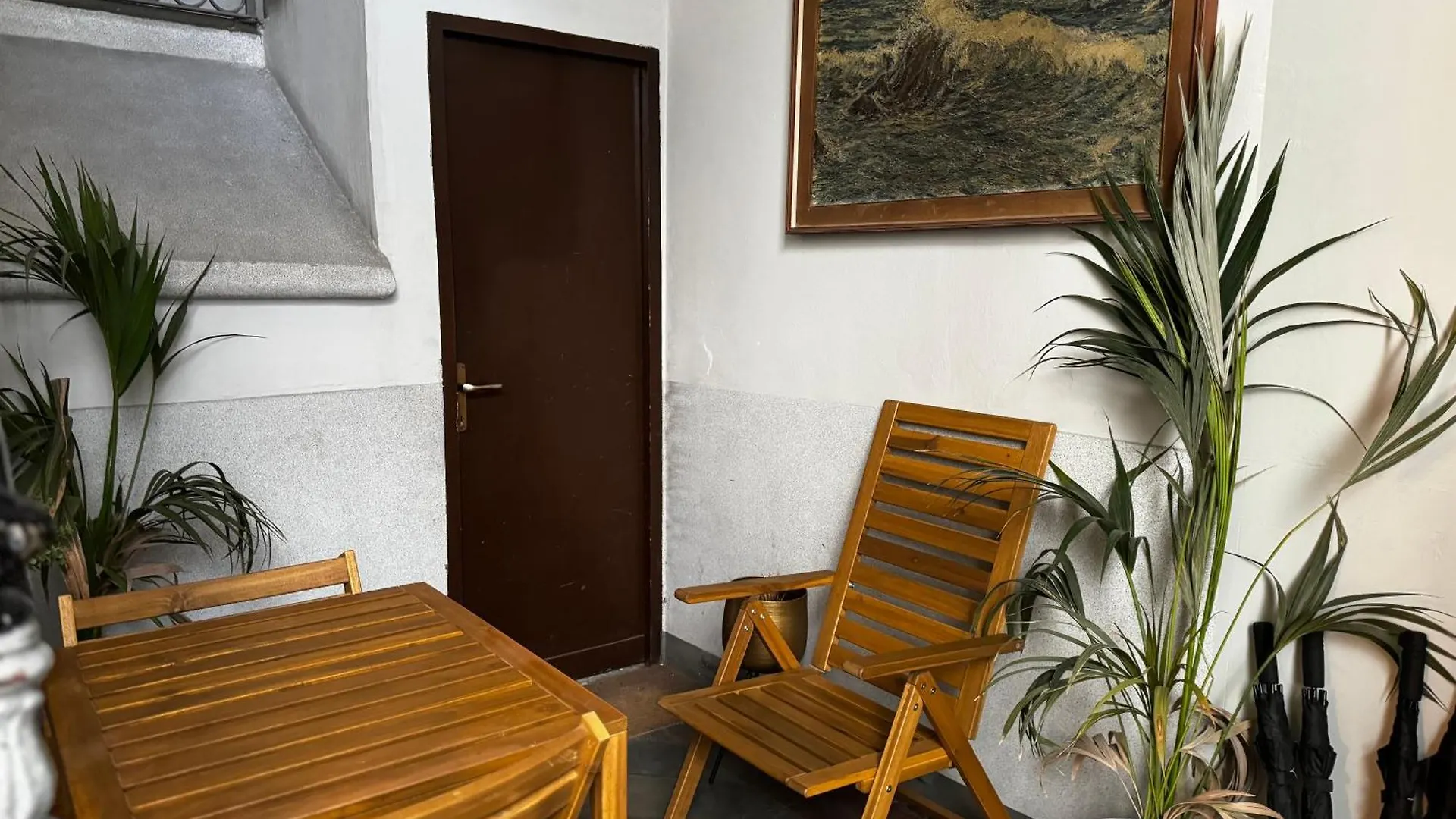 Regina Milano In Porta Romana 3 - Sky Tv, Wifi & Breakfast Box Apartment